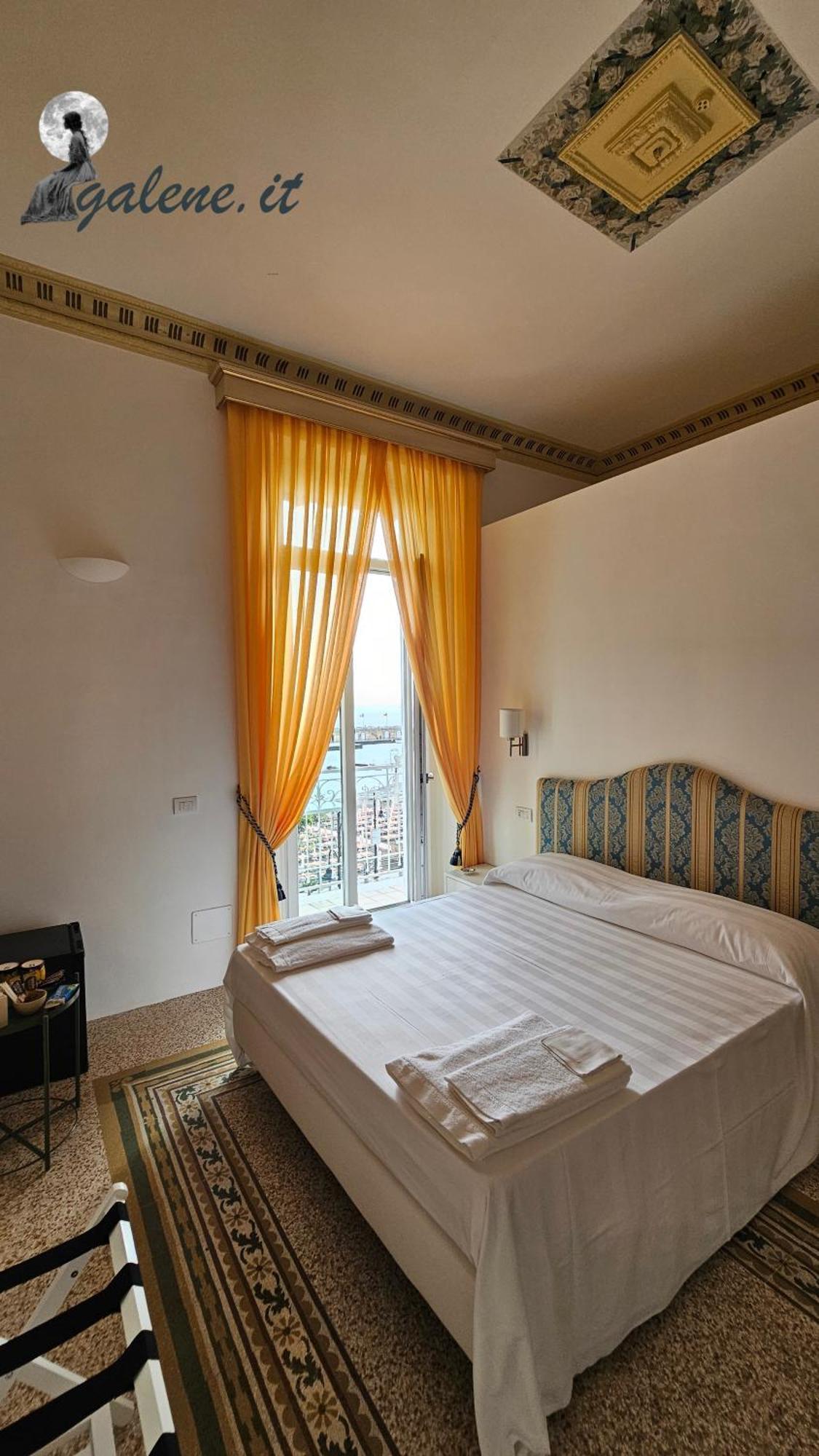 Galene - Beachfront In Costa D'Amalfi 马奥莱 外观 照片