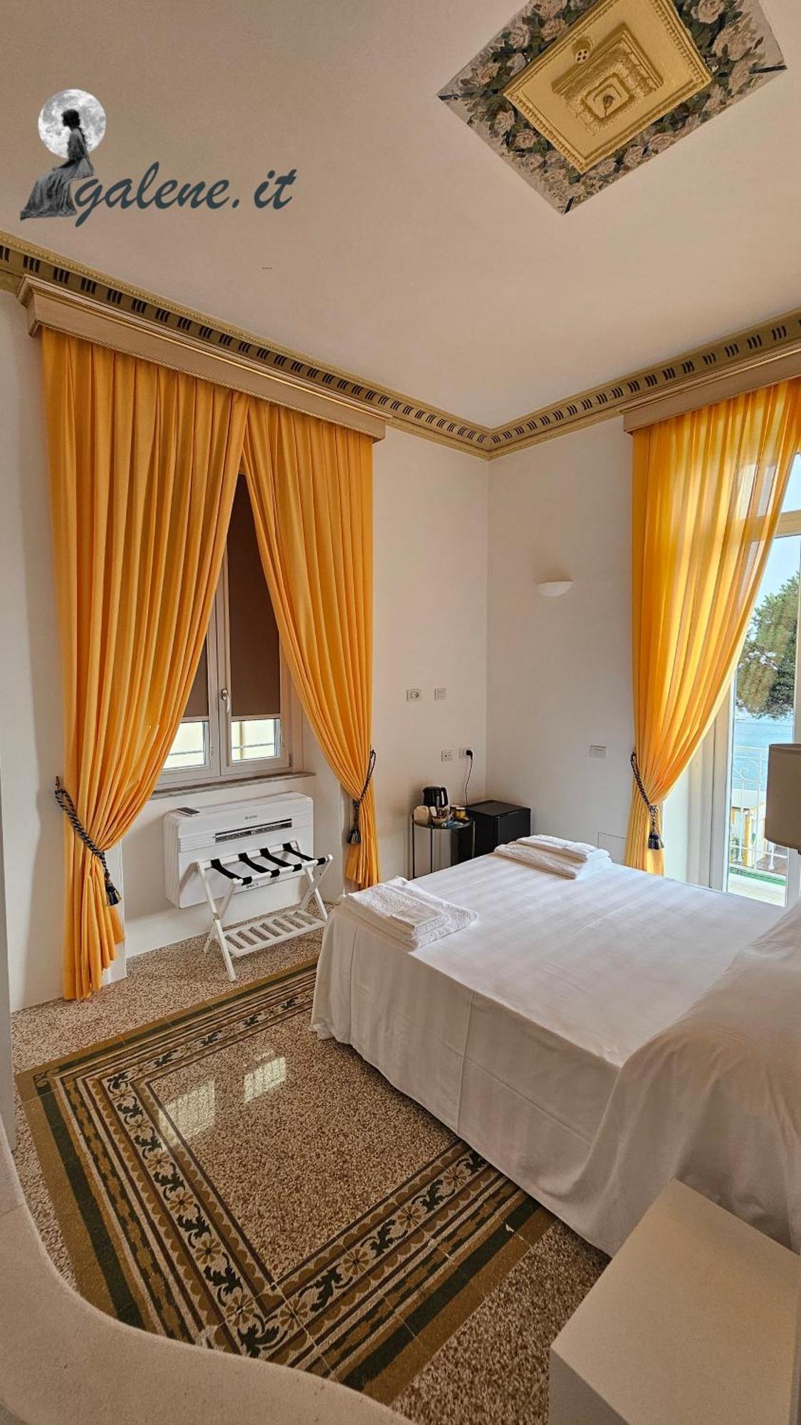 Galene - Beachfront In Costa D'Amalfi 马奥莱 外观 照片